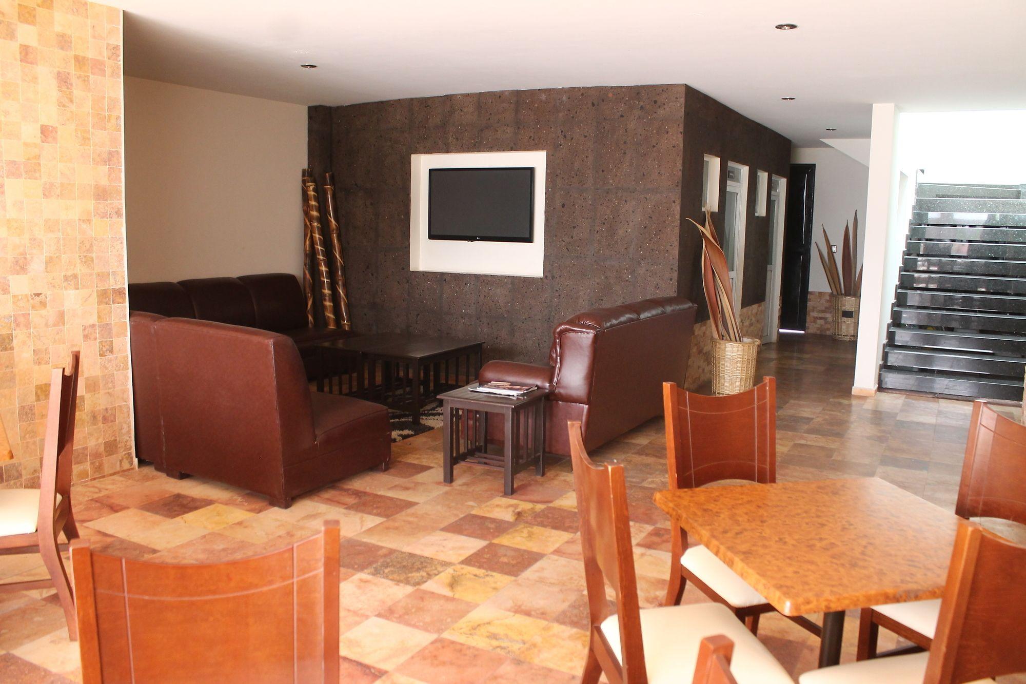 Hotel Rincon Real Suites Durango Kültér fotó