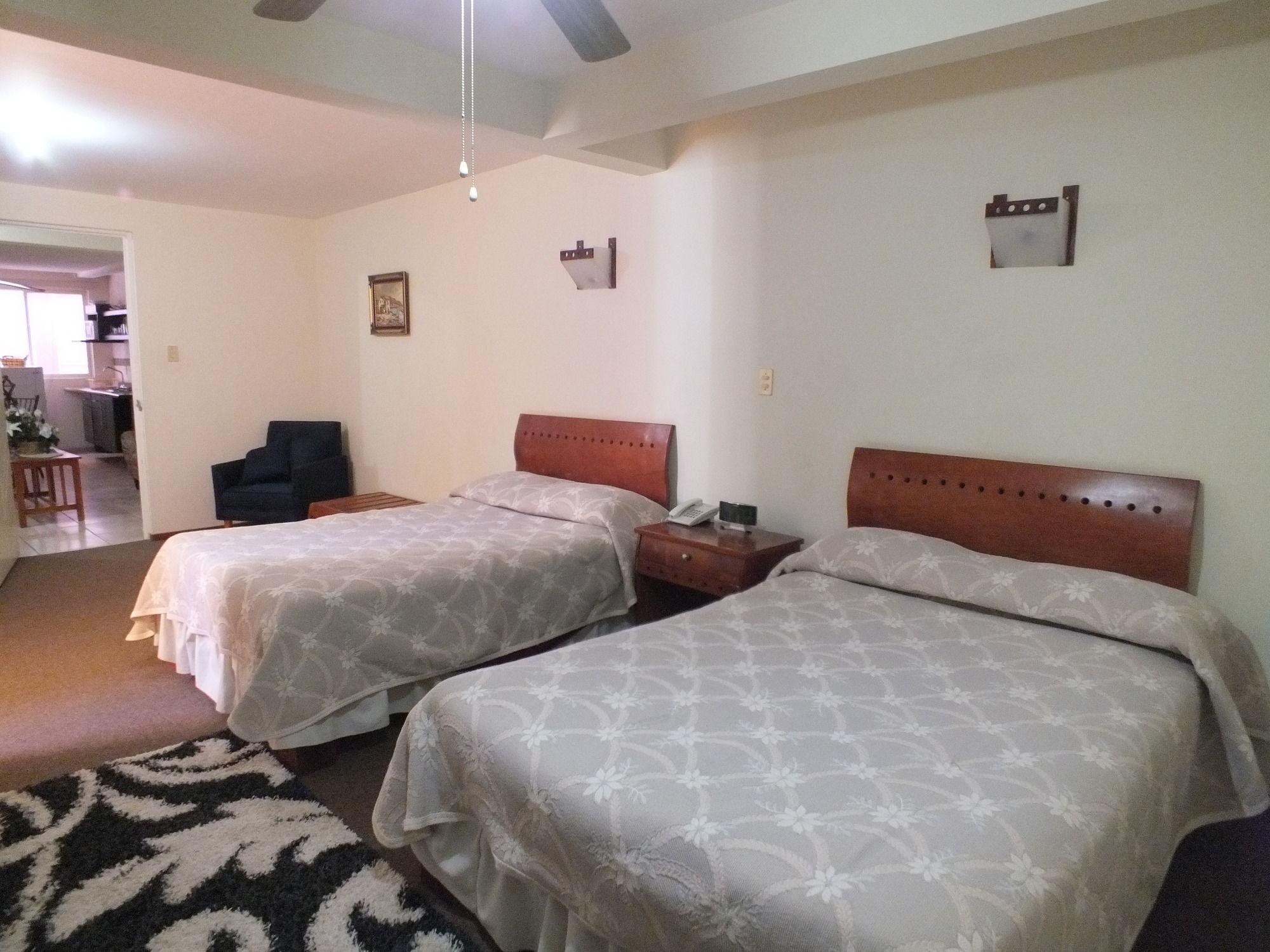 Hotel Rincon Real Suites Durango Kültér fotó