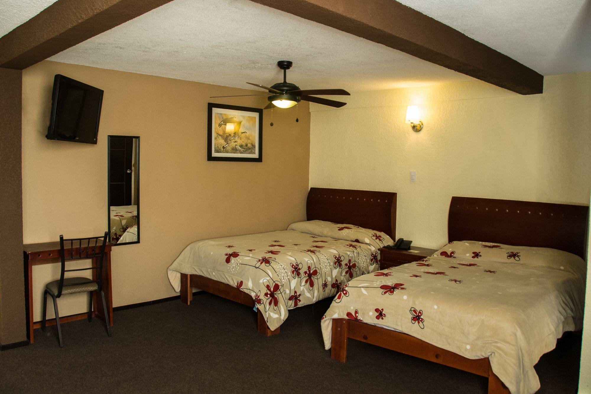 Hotel Rincon Real Suites Durango Kültér fotó