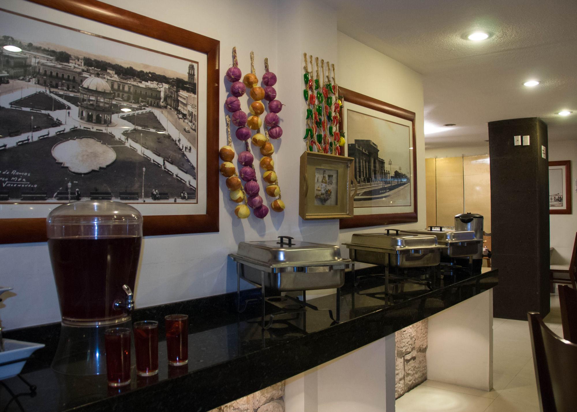 Hotel Rincon Real Suites Durango Kültér fotó