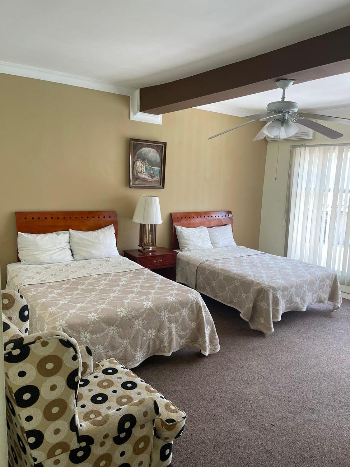 Hotel Rincon Real Suites Durango Kültér fotó